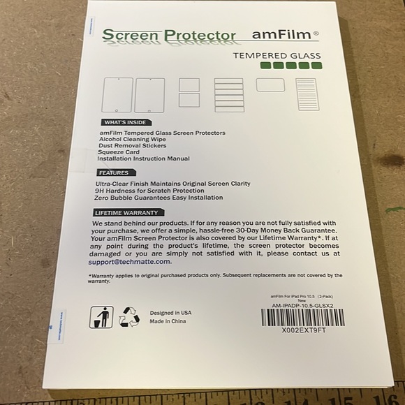iPad Pro 10.5 Screen Protector - Picture 2 of 3